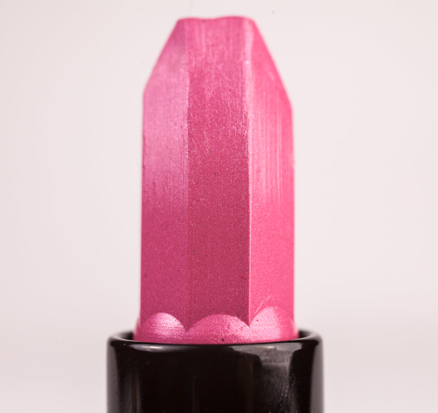LTW Catwalk pink lipstick color swatch